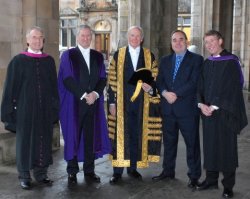 Mr Salmond poses with (left-right) Professor Ian Wilson, Dr Brian Lang, Menzies Campbell and the Very Reverend Alan McDonald.